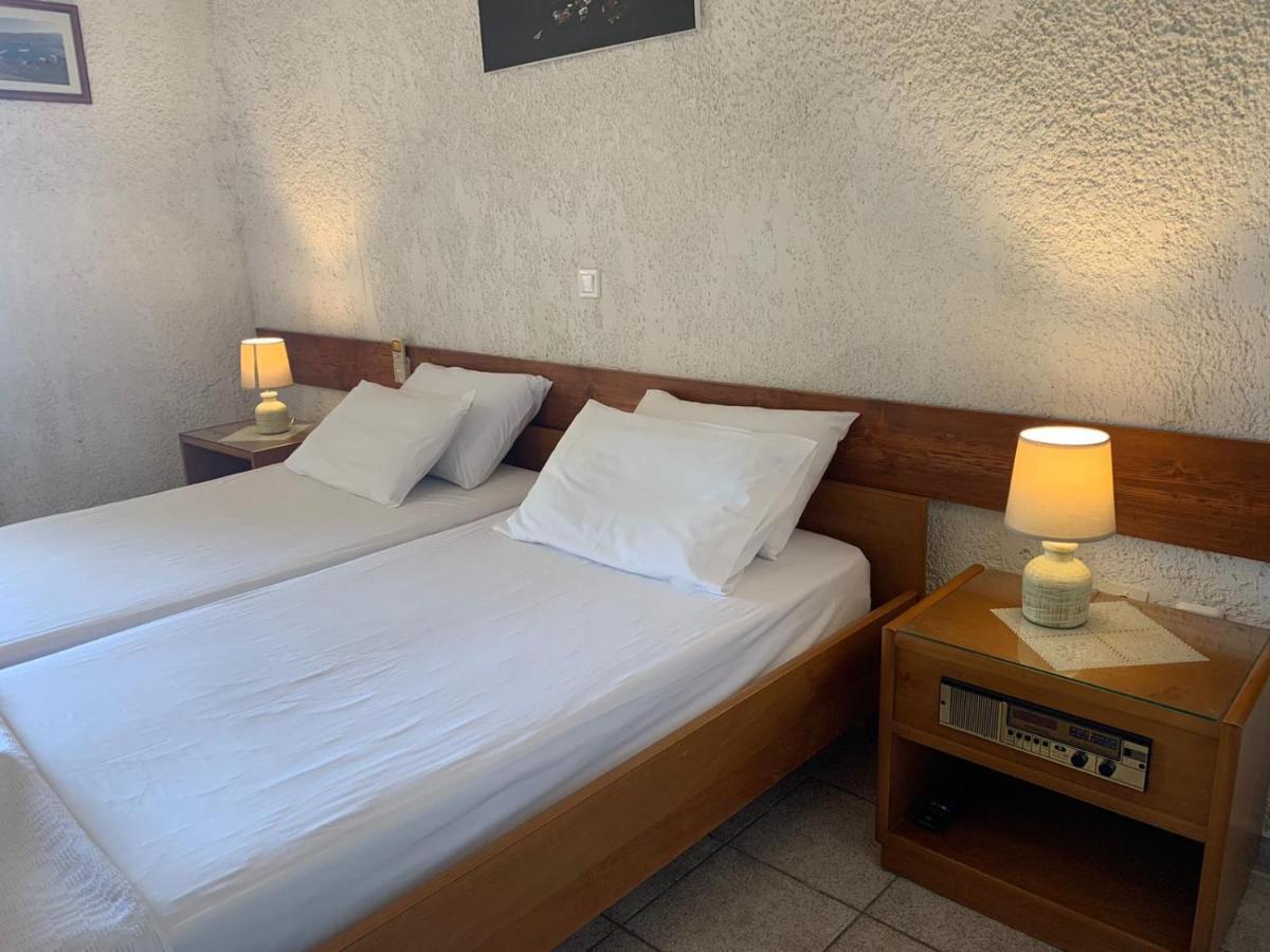 Sariza Spring Hotel Apikia  Екстер'єр фото
